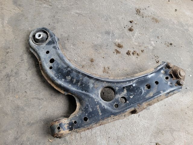 bontott SKODA OCTAVIA I Jobb első Lengőkar