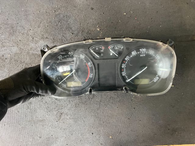 bontott SKODA OCTAVIA I Kilométeróra