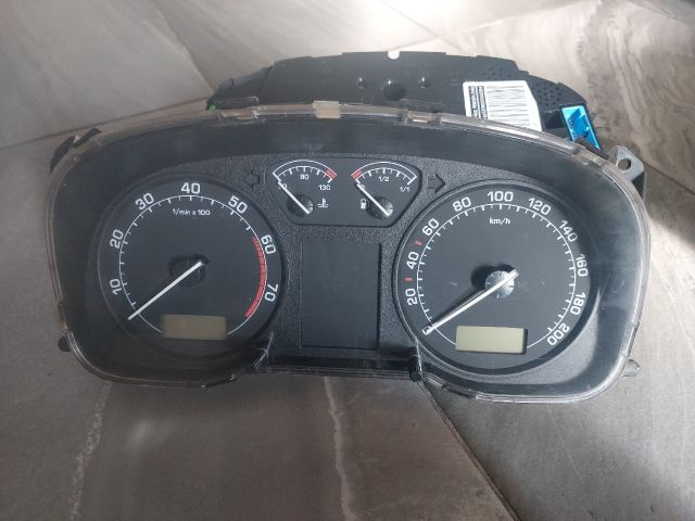 bontott SKODA OCTAVIA I Kilométeróra