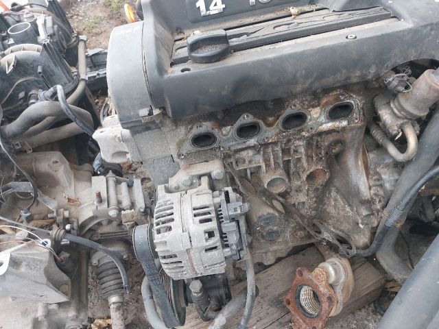 bontott SKODA OCTAVIA I Komplett Motor (Segédberendezésekkel)