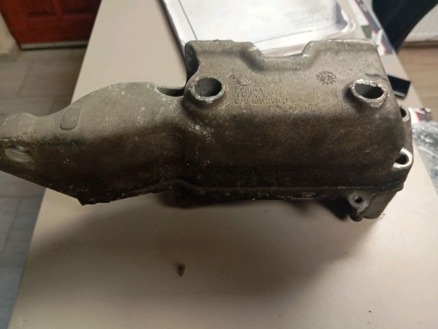 bontott SKODA OCTAVIA I Motor Tartó Bak (Fém)