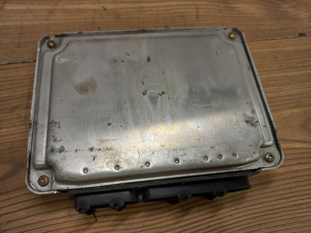 bontott SKODA OCTAVIA I Motorvezérlő