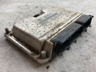 bontott SKODA OCTAVIA I Motorvezérlő