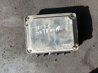 bontott SKODA OCTAVIA I Motorvezérlő