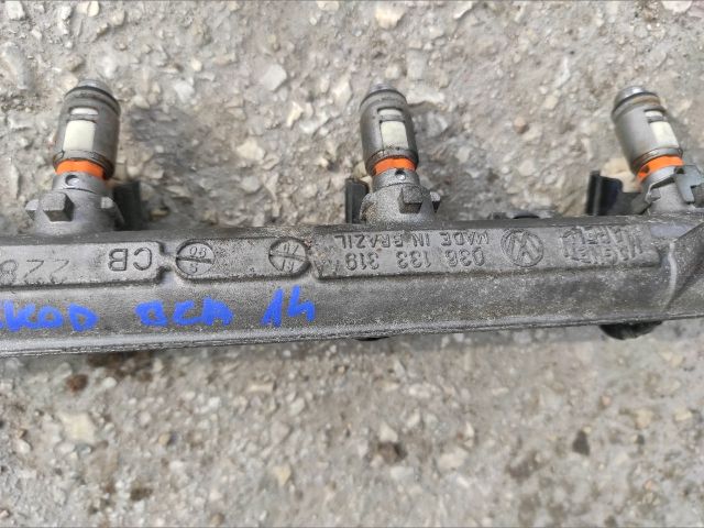 bontott SKODA OCTAVIA I Porlasztó Sor / Híd