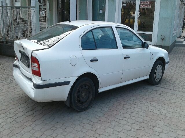 bontott SKODA OCTAVIA I Bal első Féknyereg Munkahengerrel