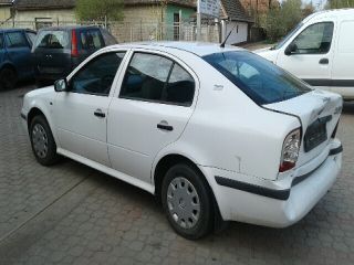 bontott SKODA OCTAVIA I Bal első Féknyereg Munkahengerrel