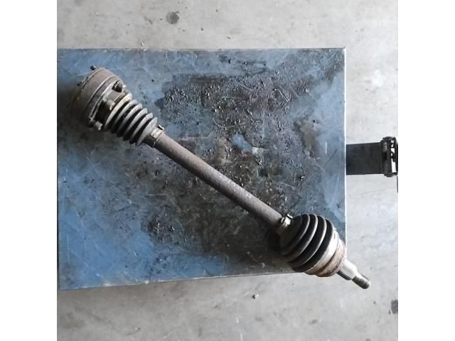 bontott SKODA OCTAVIA I Bal Féltengely