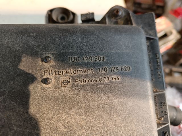 bontott SKODA OCTAVIA I Légszűrő Ház