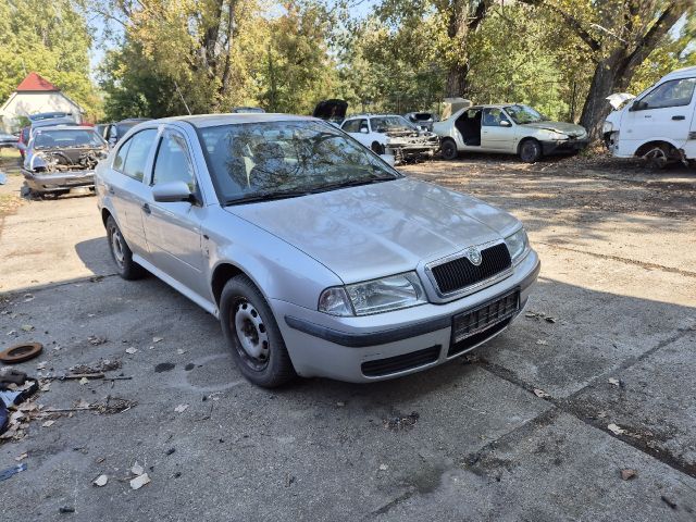 bontott SKODA OCTAVIA I Motorvezérlő