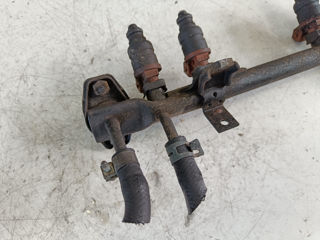 bontott SKODA OCTAVIA I Porlasztó Sor / Híd