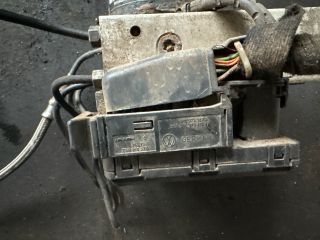 bontott SKODA OCTAVIA I ABS Kocka