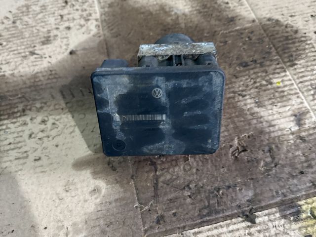 bontott SKODA OCTAVIA I ABS Kocka