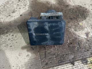 bontott SKODA OCTAVIA I ABS Kocka