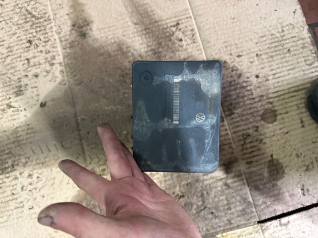 bontott SKODA OCTAVIA I ABS Kocka