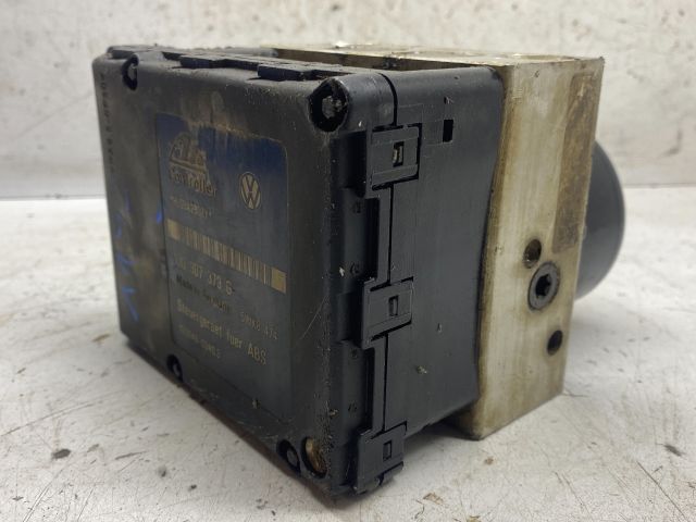 bontott SKODA OCTAVIA I ABS Kocka