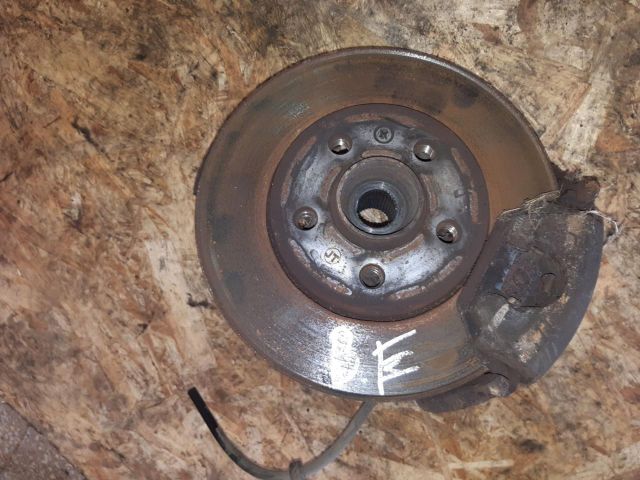 bontott SKODA OCTAVIA I Bal első Csonkállvány Kerékaggyal