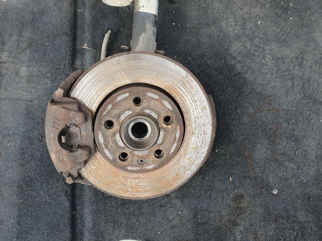 bontott SKODA OCTAVIA I Bal első Kerékagy