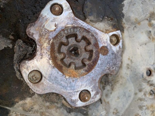 bontott SKODA OCTAVIA I Bal hátsó Csonkállvány