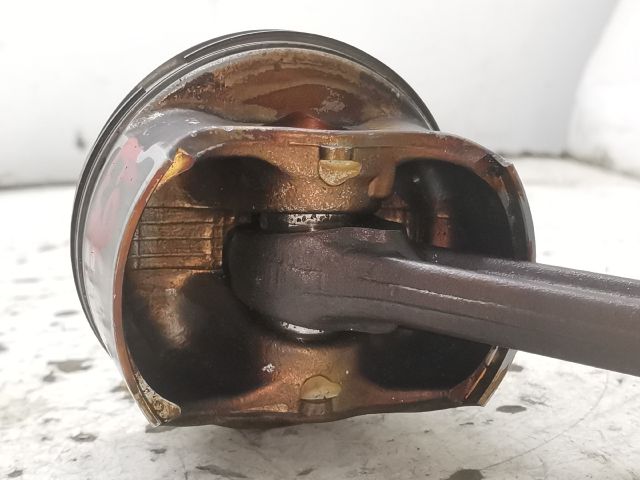 bontott SKODA OCTAVIA I Dugattyú és Hajtókar