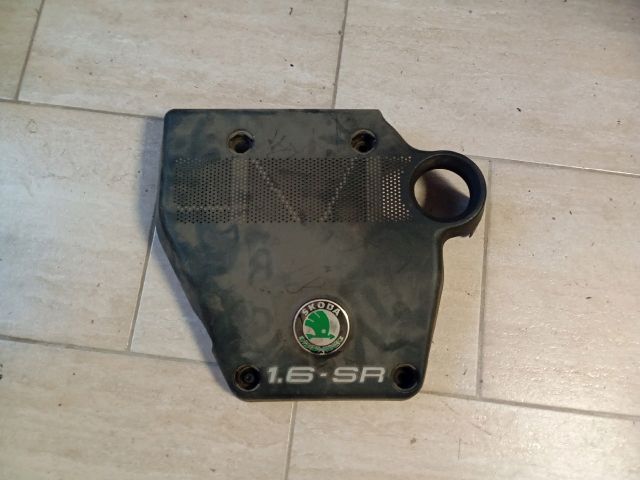 bontott SKODA OCTAVIA I Felső Motorburkolat