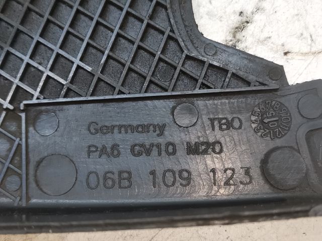 bontott SKODA OCTAVIA I Felső Vezérlés Burkolat