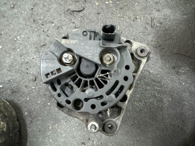 bontott SKODA OCTAVIA I Generátor