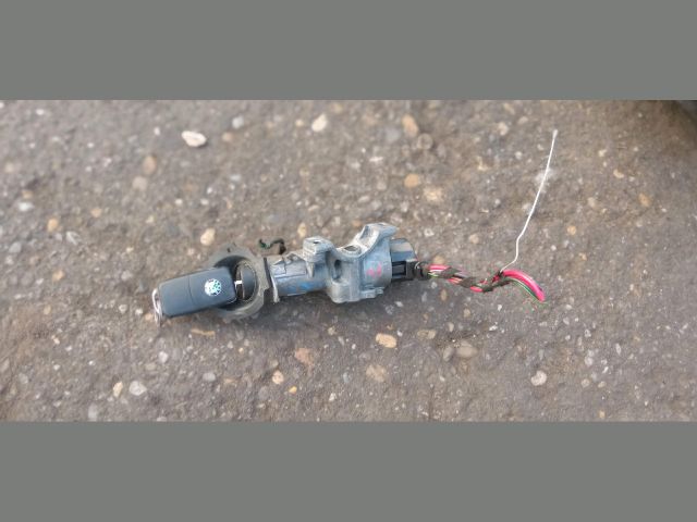 bontott SKODA OCTAVIA I Gyújtáskapcsoló Házzal