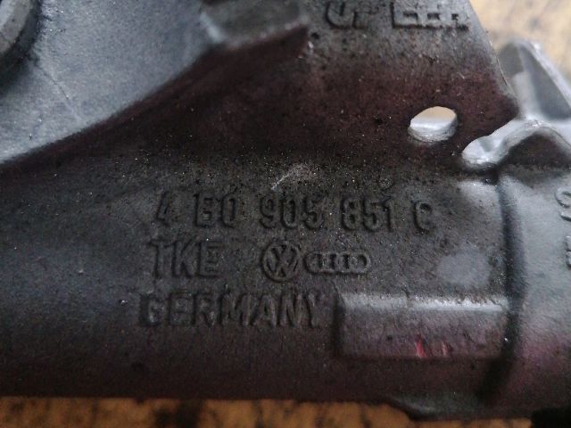 bontott SKODA OCTAVIA I Gyújtáskapcsoló Házzal