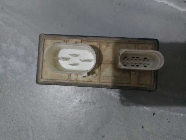 bontott SKODA OCTAVIA I Hűtőventilátor Relé