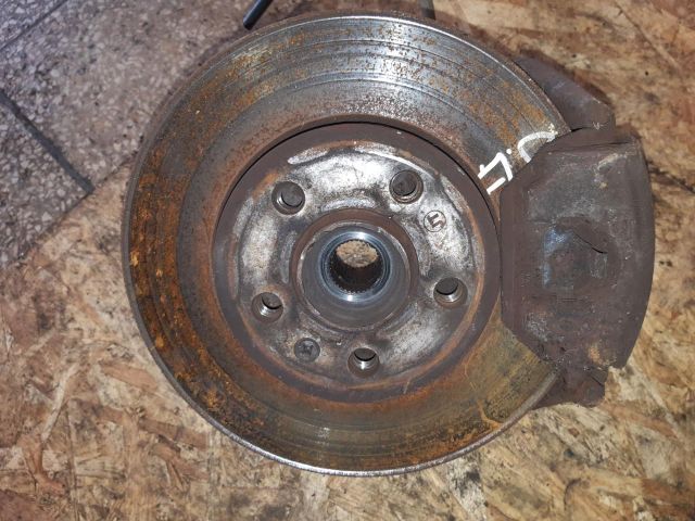 bontott SKODA OCTAVIA I Jobb első Csonkállvány Kerékaggyal