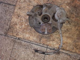 bontott SKODA OCTAVIA I Jobb első Csonkállvány Kerékaggyal