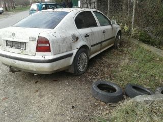 bontott SKODA OCTAVIA I Jobb első Féknyereg Munkahengerrel