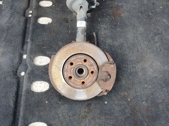 bontott SKODA OCTAVIA I Jobb első Kerékagy