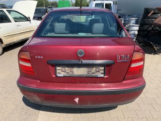 bontott SKODA OCTAVIA I Jobb hátsó Féknyereg Munkahengerrel