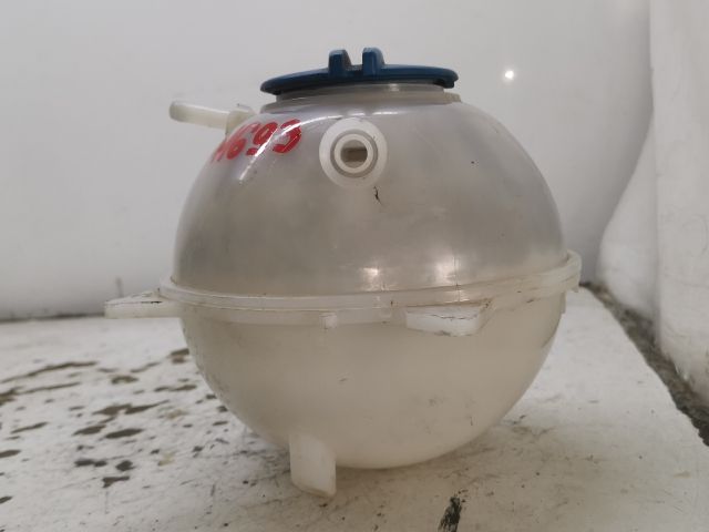 bontott SKODA OCTAVIA I Kiegyenlítő Tartály