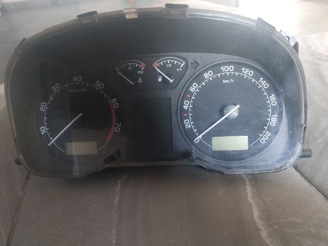 bontott SKODA OCTAVIA I Kilométeróra