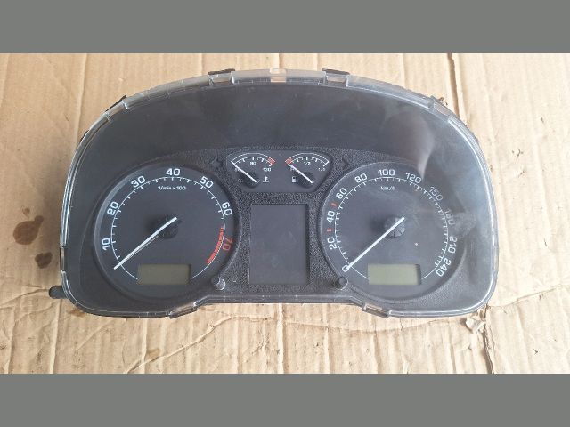 bontott SKODA OCTAVIA I Kilométeróra