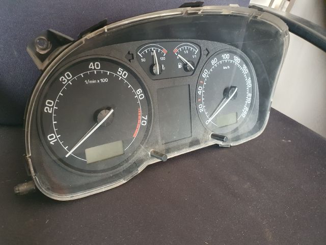 bontott SKODA OCTAVIA I Kilométeróra