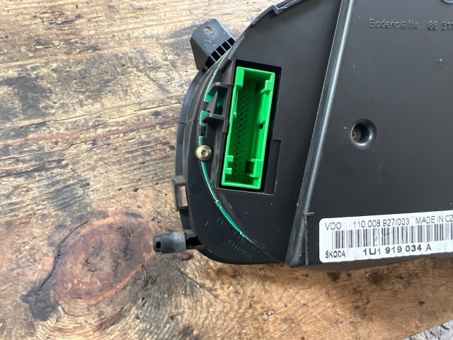 bontott SKODA OCTAVIA I Kilométeróra