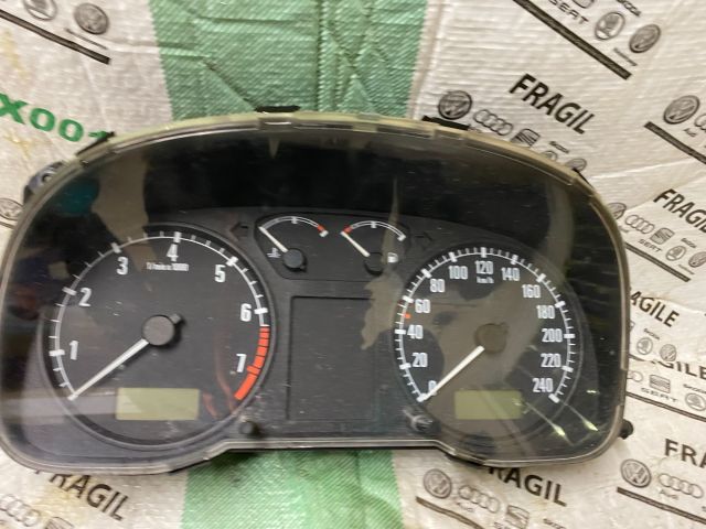 bontott SKODA OCTAVIA I Kilométeróra