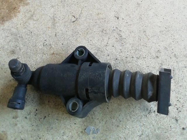 bontott SKODA OCTAVIA I Kuplung Munkahenger