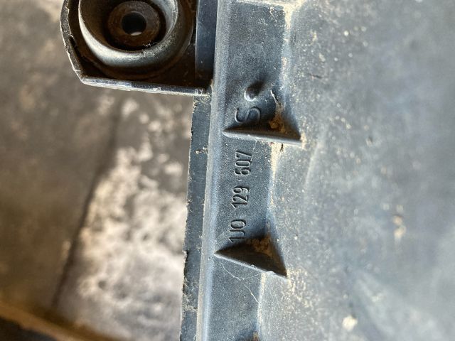 bontott SKODA OCTAVIA I Légszűrő Ház