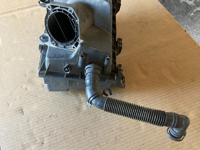 bontott SKODA OCTAVIA I Légszűrő Ház