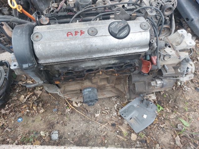 bontott SKODA OCTAVIA I Motor (Fűzött blokk hengerfejjel)