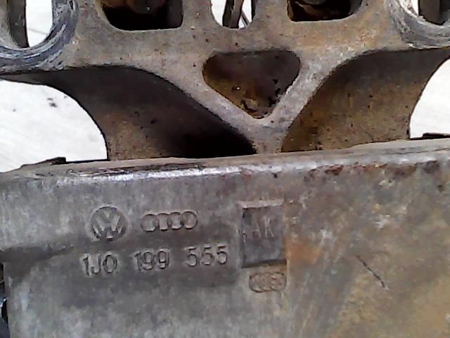 bontott SKODA OCTAVIA I Motor Tartó Bak (Fém)