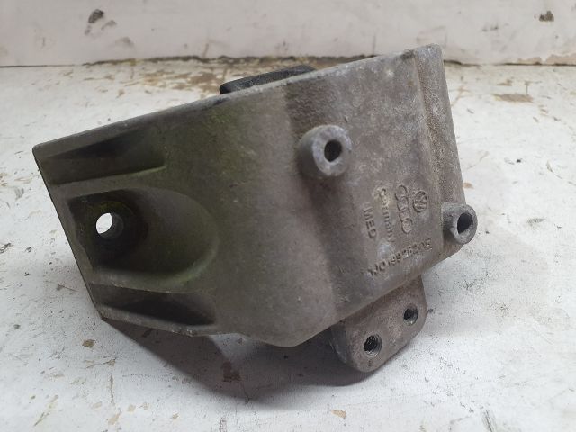 bontott SKODA OCTAVIA I Motor Tartó Bak (Fém)