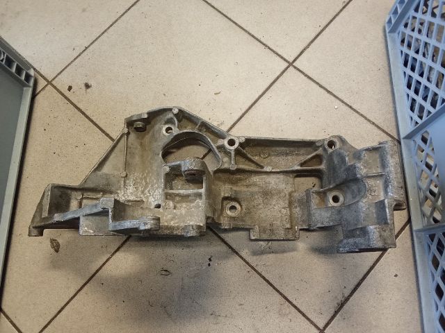 bontott SKODA OCTAVIA I Motor Tartó Bak (Pozíciófüggetlen)