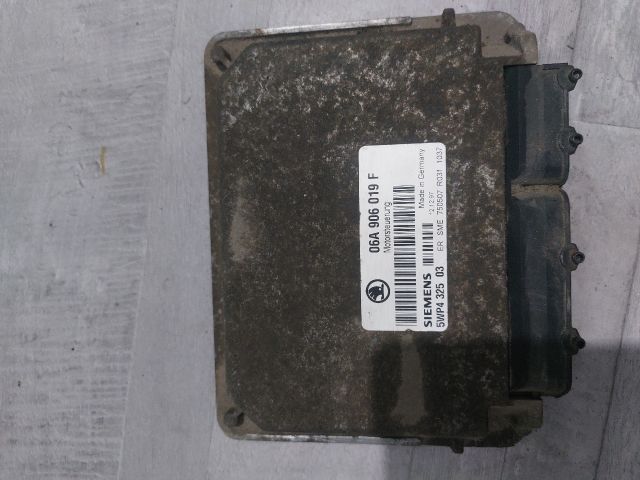 bontott SKODA OCTAVIA I Motorvezérlő
