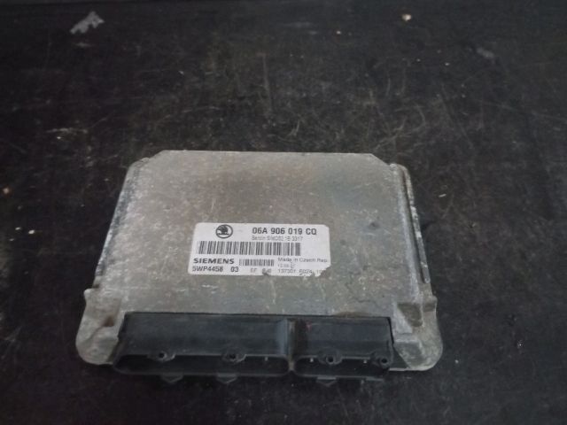 bontott SKODA OCTAVIA I Motorvezérlő